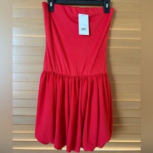 kalifashions NWT Chic Strapless Red Dress/ lining at bottom Size Medium